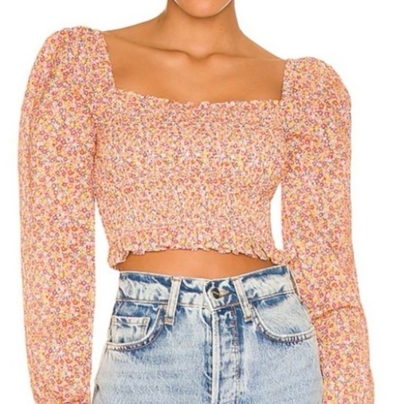 MinkPink NWt Floral Smocked Long Sleeve Crop Top MSRP$99‎ Size Medium - Picture 2 of 6